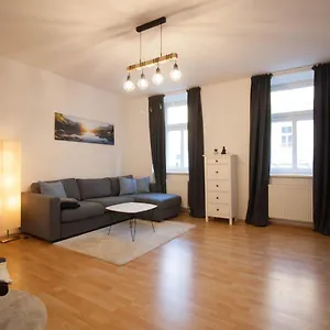 Cozy 2 - Enjoy Viennas Spring Vibes Vienne