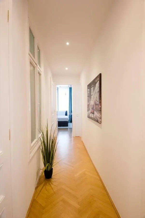 Studio Apartments Naschmarkt - Mai'S Apartments Vienna